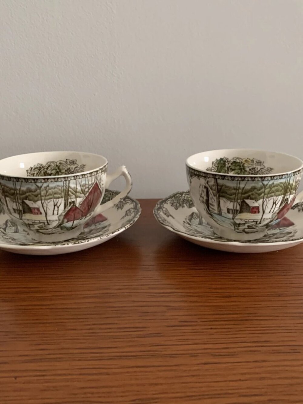 Vintage "The Ice House" Cups Saucers England Set of 2 !! BEAUTIFUL LQQK!!